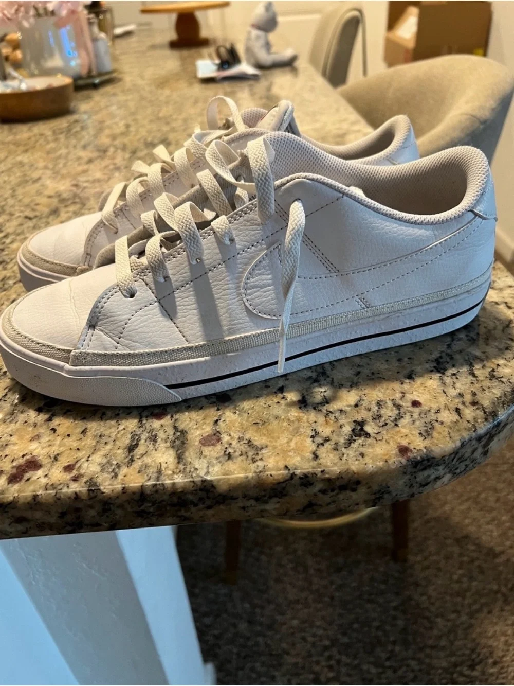 Nike legacy White Low-Top Leather Sneakers